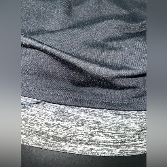 Women's Kiwi Kate Black & Grey Racerback Athletic tank with cinching sides Sz M - Picture 3 of 8